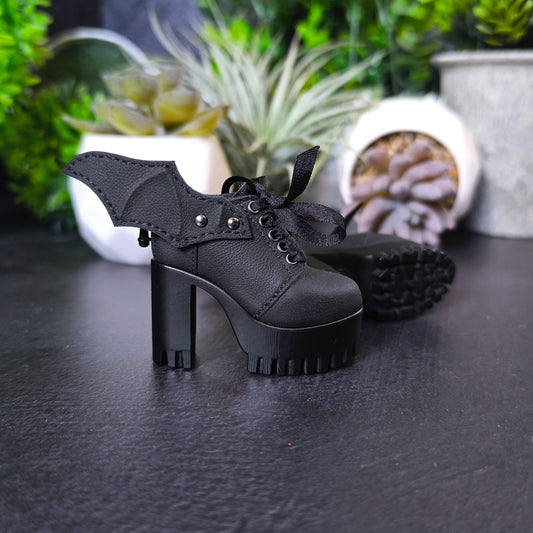 Leather Bat-Wing Boots for MiniFee