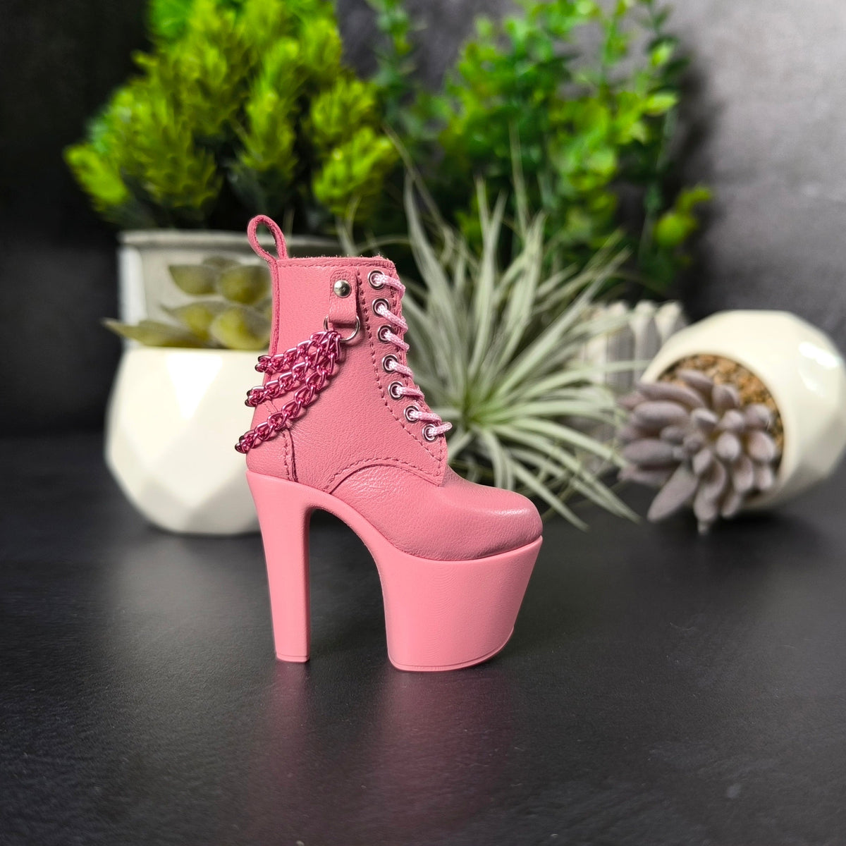 High-Heeled Boots with Chains for MiniFee